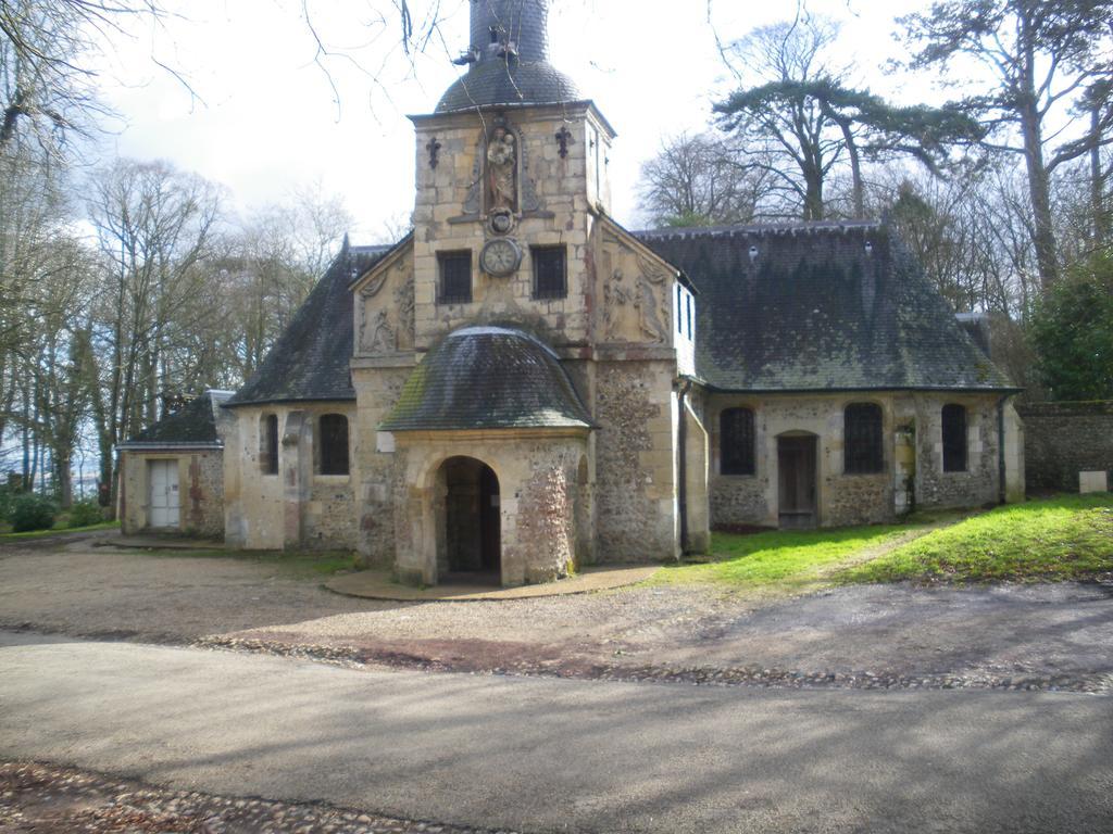 Les Coquillettes Bed & Breakfast Equemauville Exterior photo